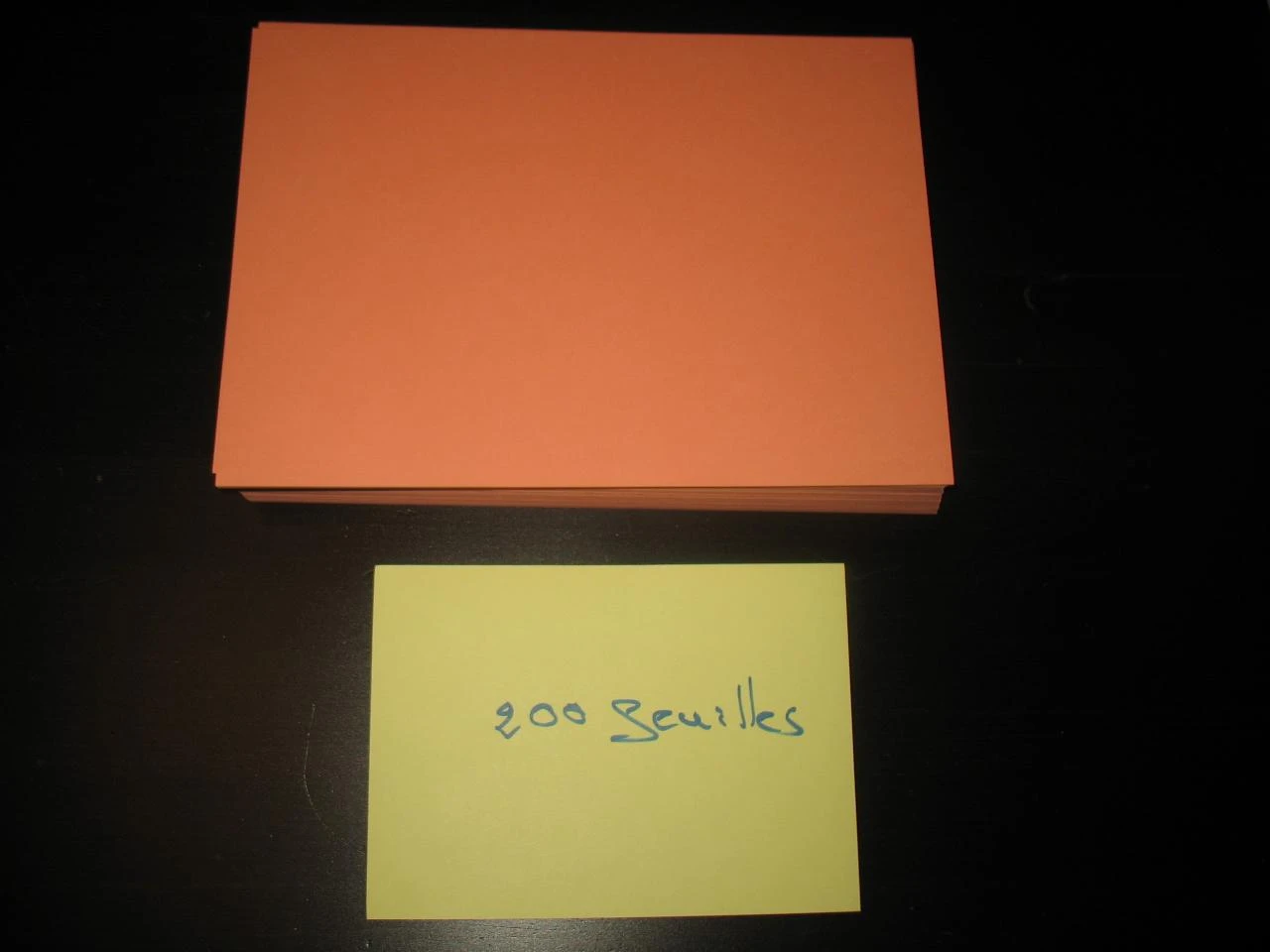 LOT DE 200 FEUILLES PAPIER A4 - CORAIL - 120 GR - n°41